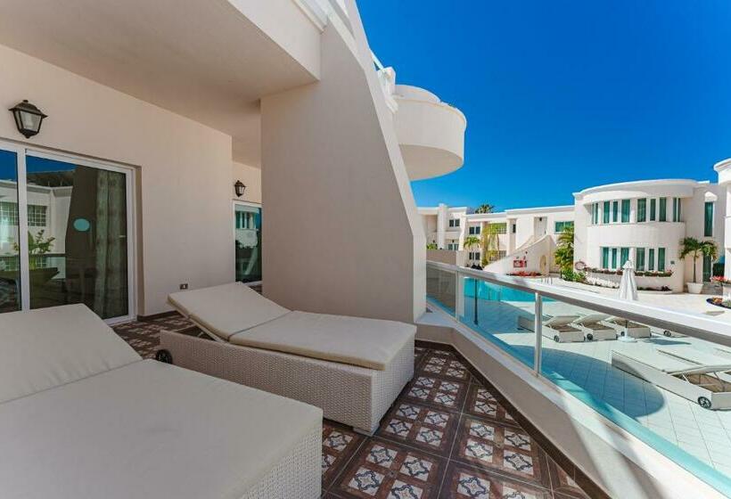 Люкс, Flamingo Suites Boutique