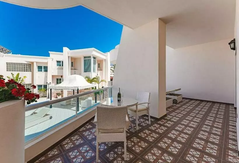 سوییت, Flamingo Suites Boutique