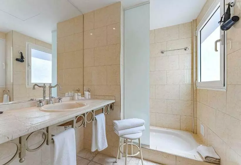 سوییت, Flamingo Suites Boutique