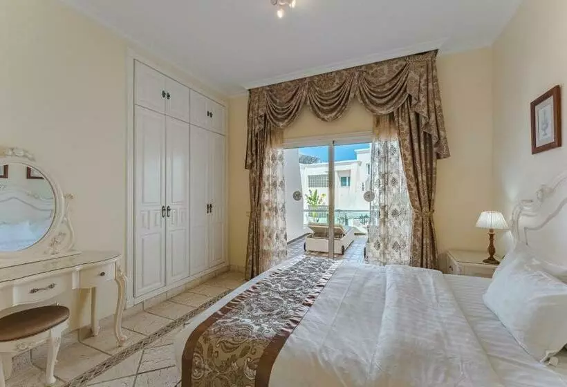 سوییت, Flamingo Suites Boutique