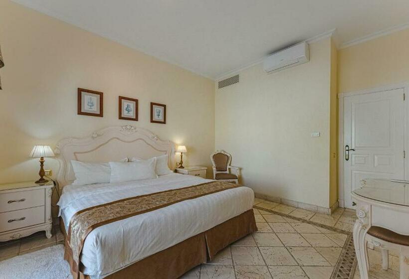 Люкс, Flamingo Suites Boutique