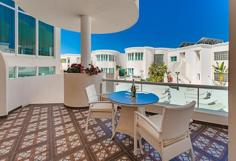 Люкс, Flamingo Suites Boutique