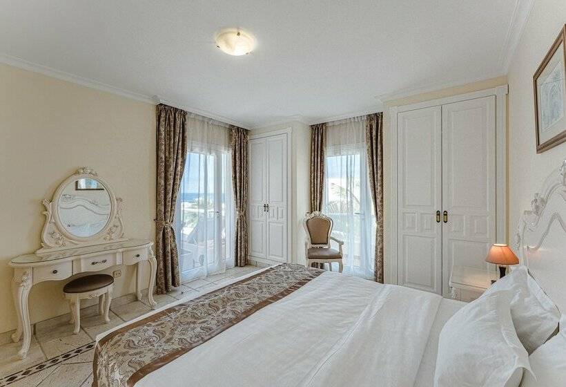 Люкс 2 Спальни, Flamingo Suites Boutique