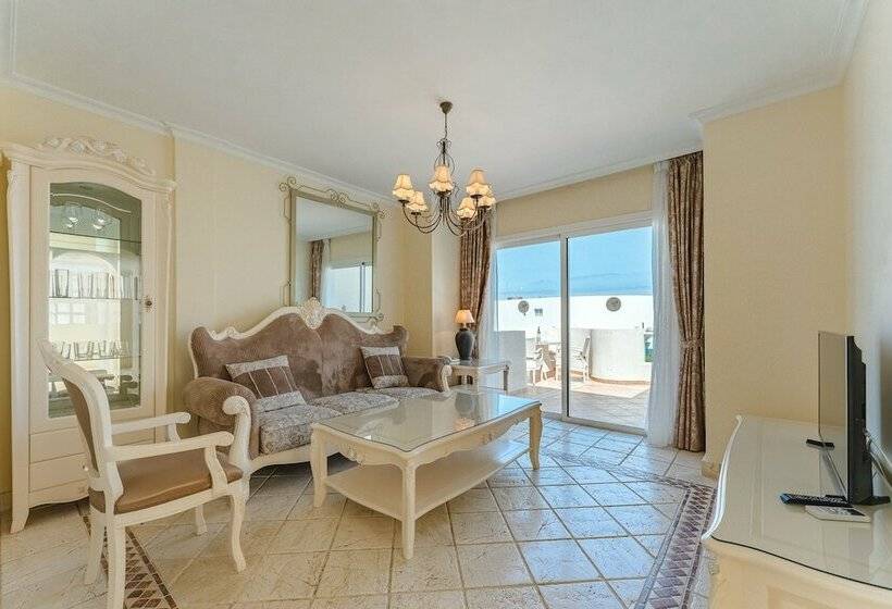 Люкс 2 Спальни, Flamingo Suites Boutique