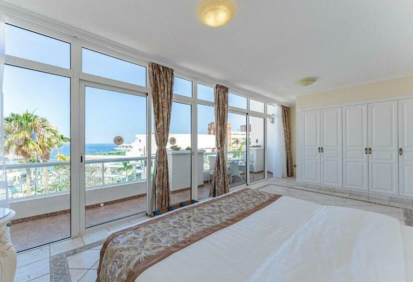 Королевский Люкс, Flamingo Suites Boutique