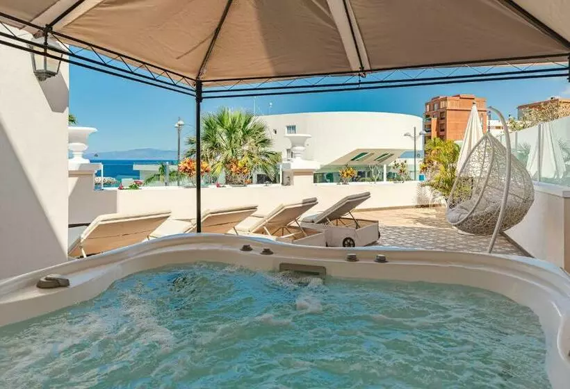 سوئیت رویال, Flamingo Suites Boutique