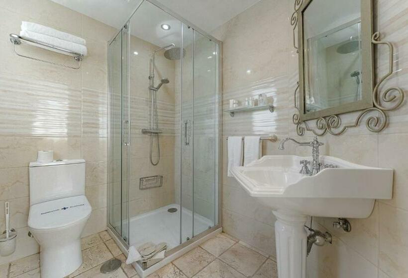 Королевский Люкс, Flamingo Suites Boutique