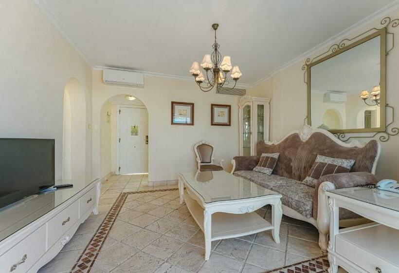 Люкс Семейный 2 Спальни, Flamingo Suites Boutique