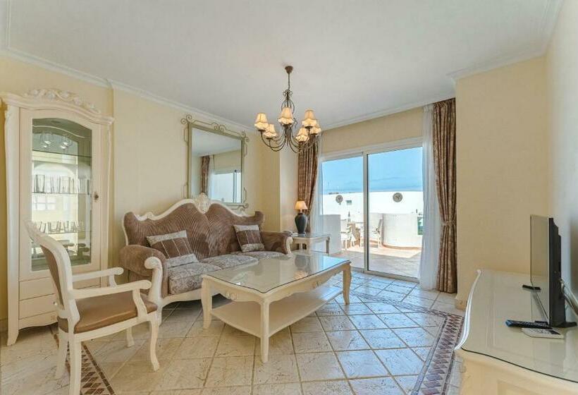 Люкс Семейный 2 Спальни, Flamingo Suites Boutique