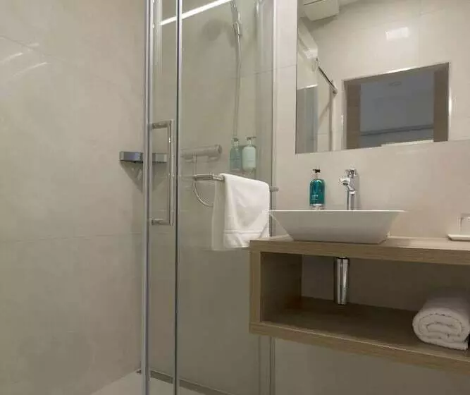 اتاق راحتی, Ahotel Ljubljana