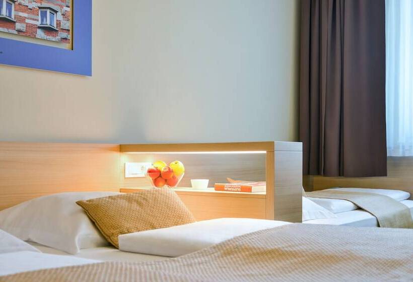 اتاق استاندارد سه نفره, Ahotel Ljubljana