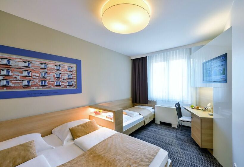 اتاق استاندارد سه نفره, Ahotel Ljubljana