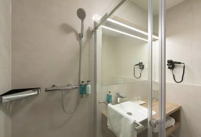اتاق سوپریور, Ahotel Ljubljana