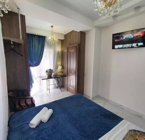 اتاق سوپریور, Bella Donna