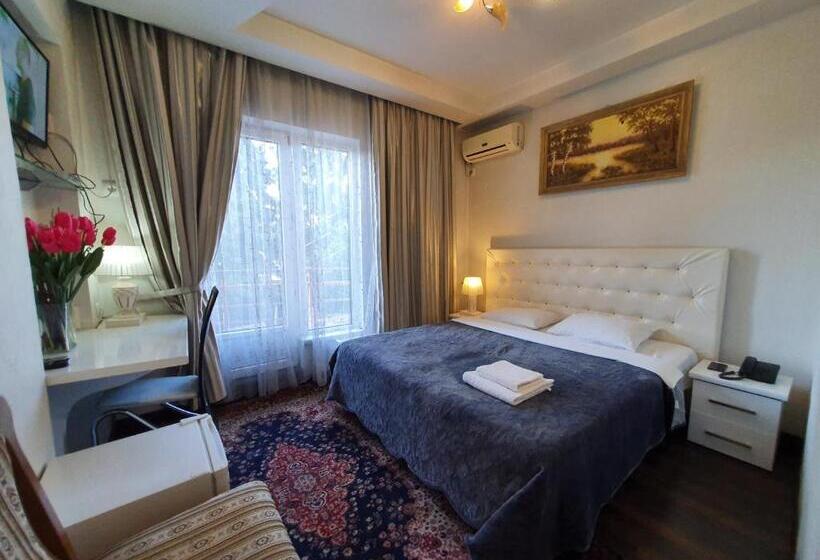 اتاق استاندارد با بالکن, Bella Donna