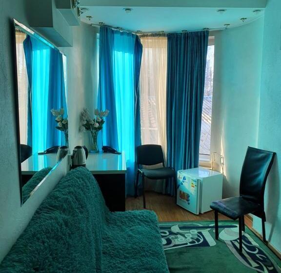 اتاق استاندارد چهار تخته, Bella Donna