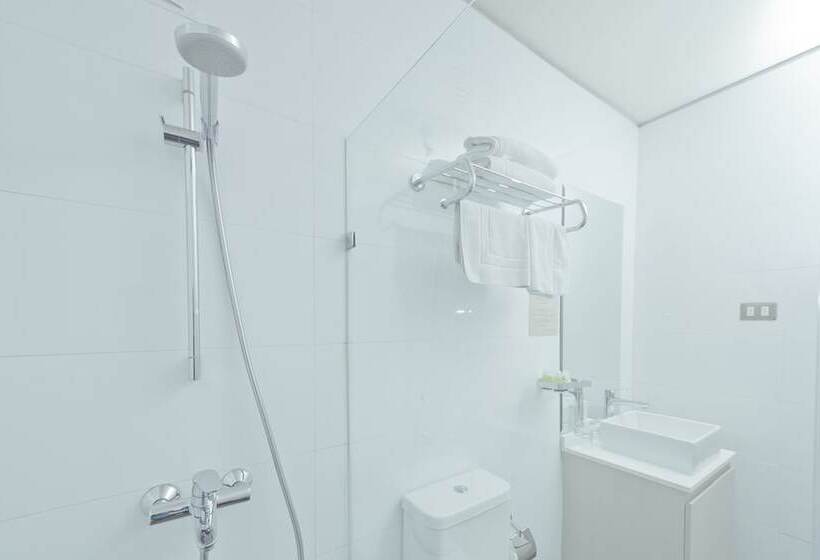 غرفة سوبيريور مطلّة علي البحر, Y Cabañas Campanario