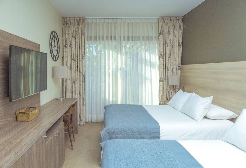 行政房间, Y Cabañas Campanario