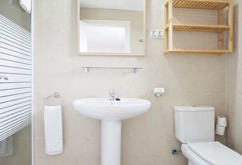 اتاق استاندارد با بالکن, Eliseos