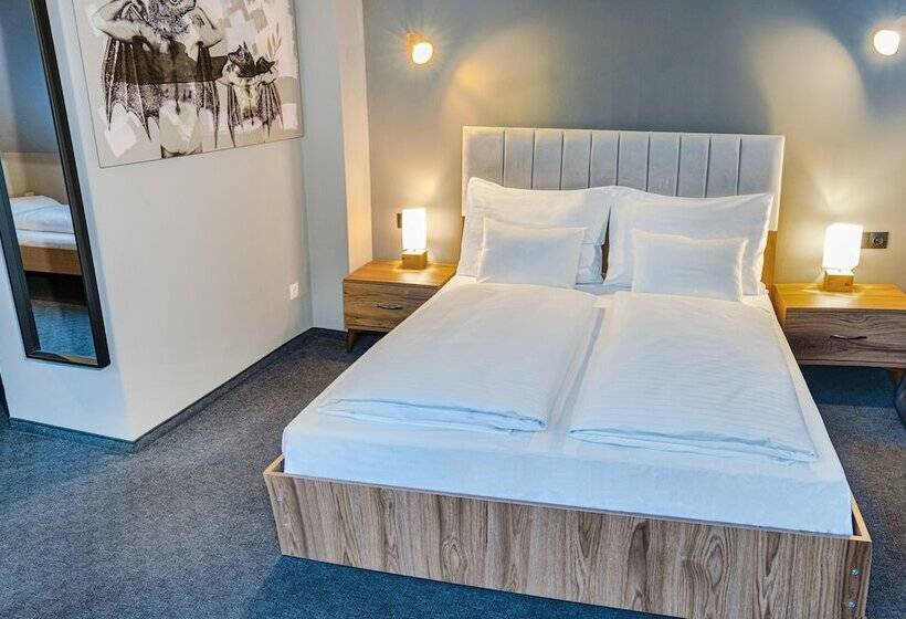 اتاق استاندارد, George Vienna