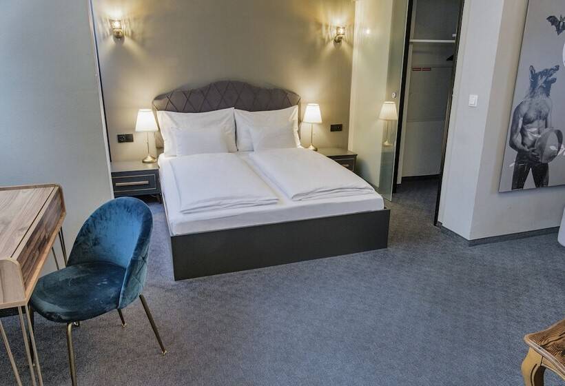 اتاق استاندارد, George Vienna