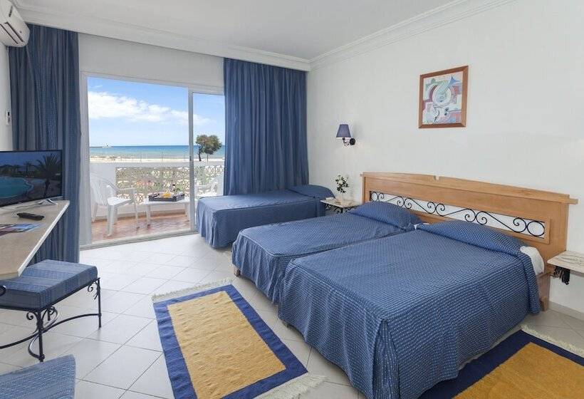 Triple Room Sea View, Itropika