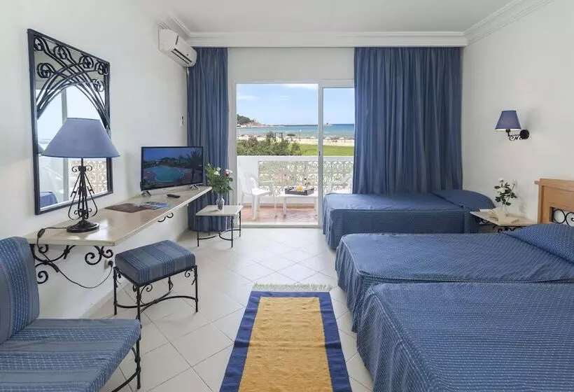 Triple Room Sea View, Itropika