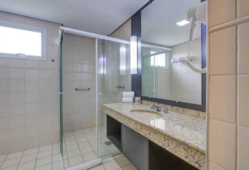 غرفة تنفيذية, Quality Hotel Jundiaí