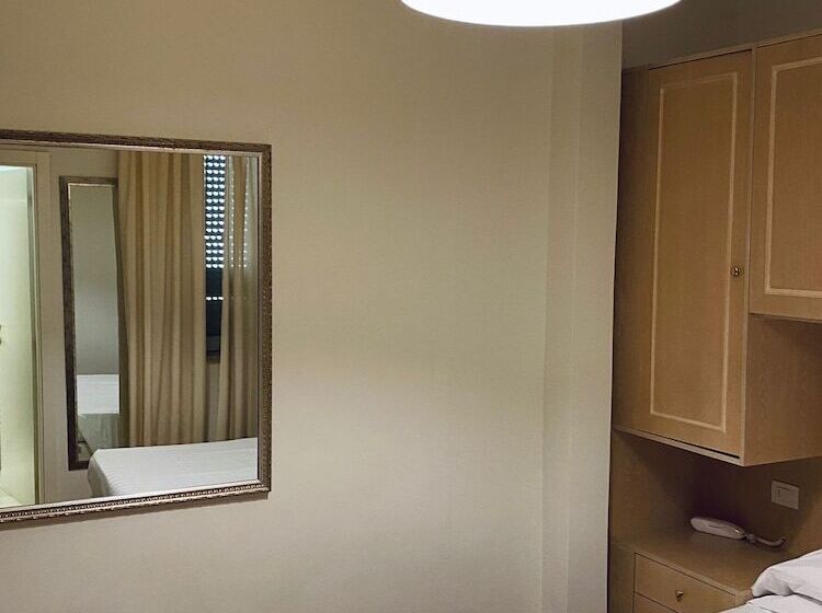 اتاق اکونومی, Regina Elena 57 & Oro Bianco Spa