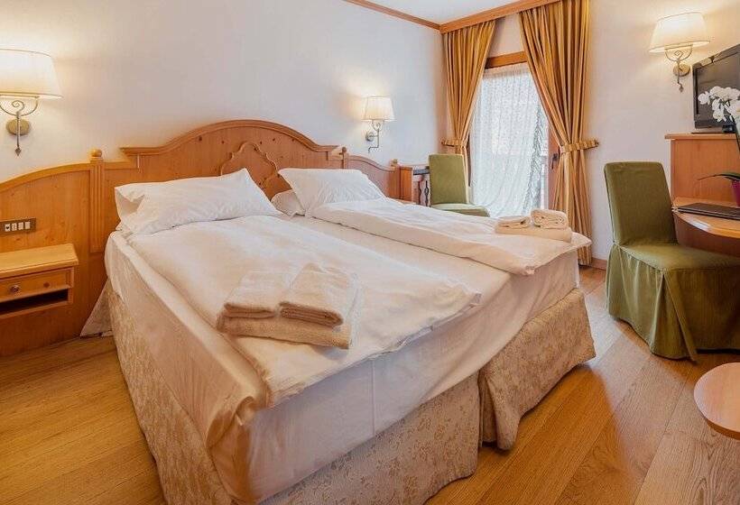 Номер Стандарт, Royal Hotel Cortina