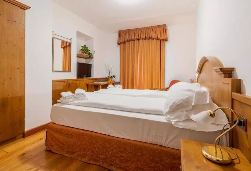 اتاق استاندارد, Royal Hotel Cortina