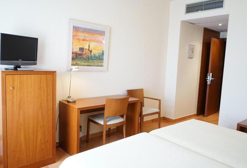 חדר סטנדרט, Santuari