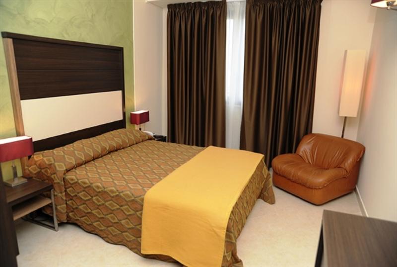 חדר סטנדרט, Viola Palace