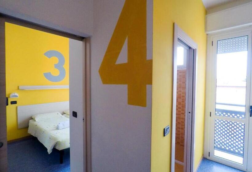 غرفة قياسية رباعية, Morfeo   Young People Hotels