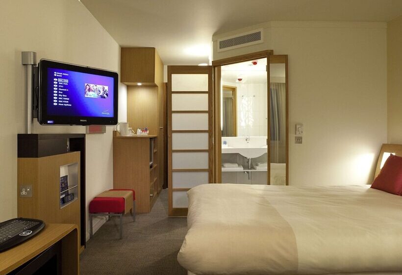 Номер Superior, Novotel Liverpool Centre