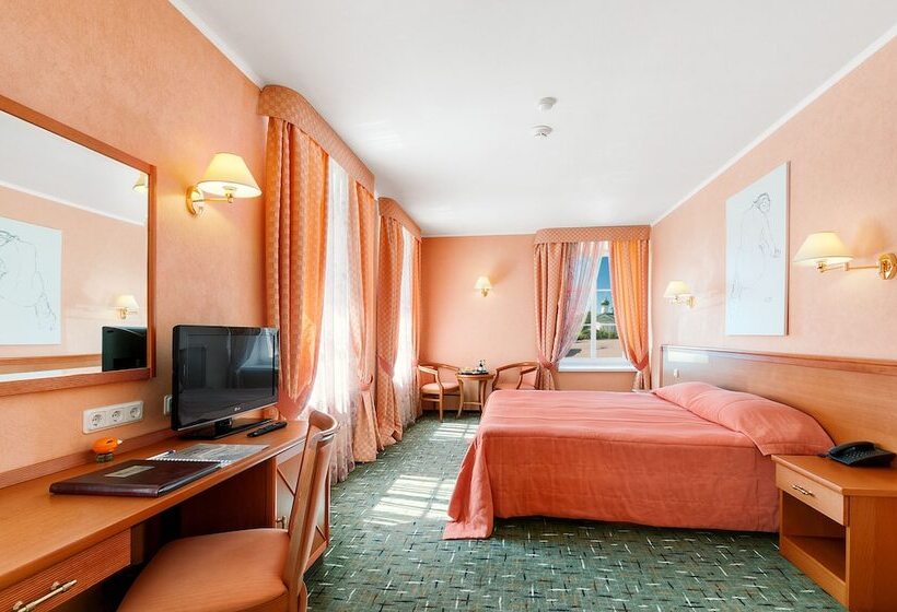 סוויטת ג'וניור, Old Estate Hotel & Spa