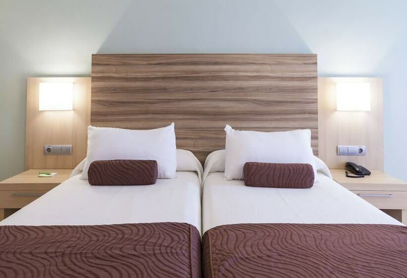 Номер Стандарт с Балконом, Riviera Beachotel - Adults Recomended