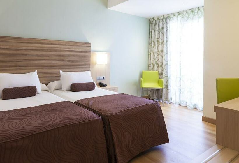 Номер Стандарт с Балконом, Riviera Beachotel - Adults Recomended