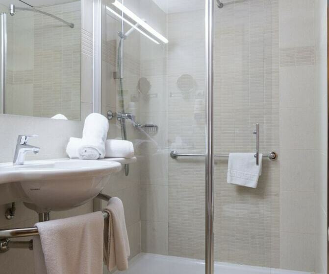 Номер Стандарт с Балконом, Riviera Beachotel - Adults Recomended