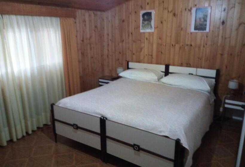 חדר סטנדרט, Albergo Al Pino