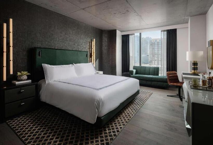 اتاق استاندارد با تخت بزرگ برای معلولان, Thompson Austin, By Hyatt