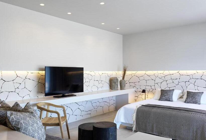 سوییت با چشم‌انداز دریا, Azur Retreat