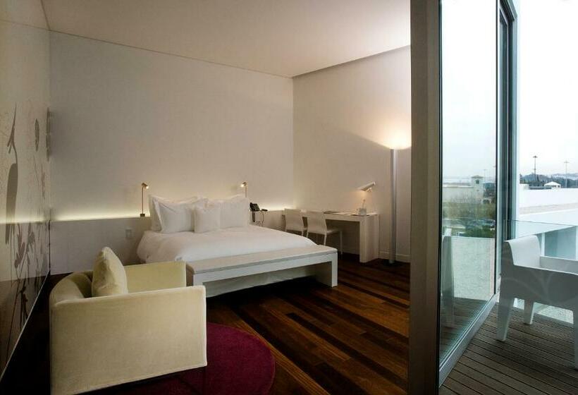 带阳台的高级房间, Altis Belem Hotel & Spa, A Member Of Design Hotels