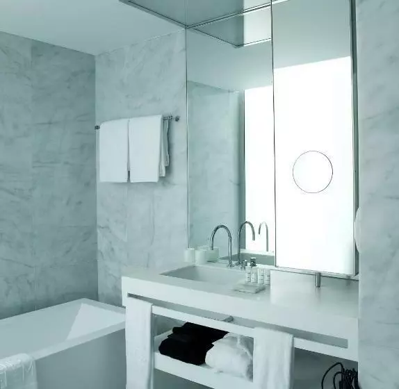 اتاق سوپریور با بالکن, Altis Belem Hotel & Spa, A Member Of Design Hotels