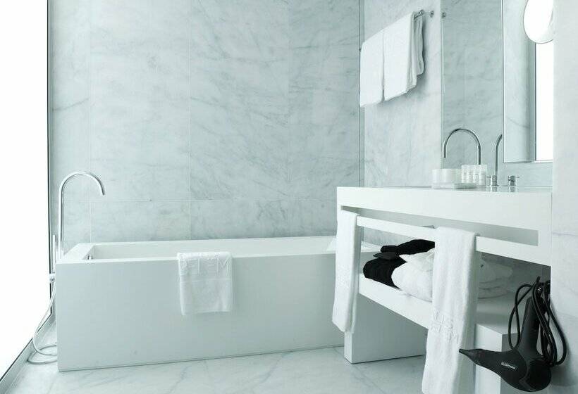 带阳台的高级房间, Altis Belem Hotel & Spa, A Member Of Design Hotels