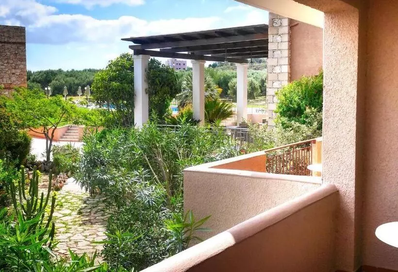 استودیوی استاندارد, Areti Aparthotel