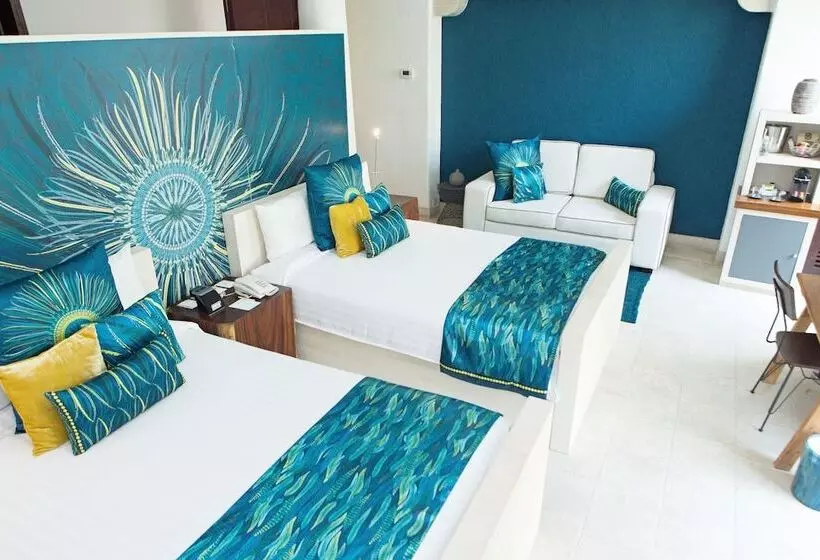 سوییت جونیور, Doña Urraca Hotel & Spa