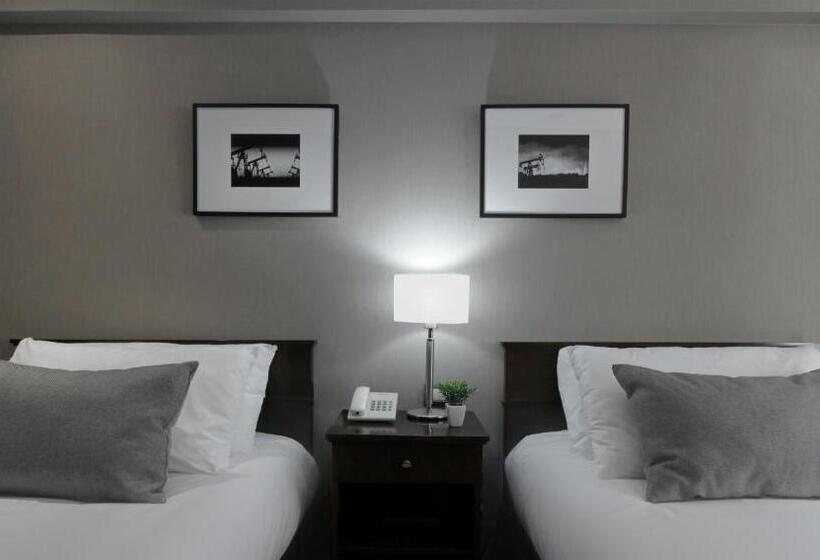 اتاق سوپریور, 8 De Octubre