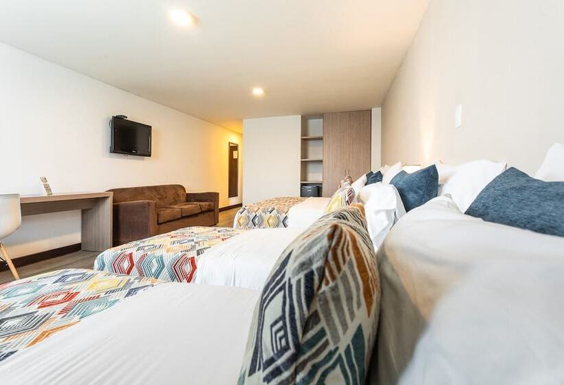 חדר סטנדרט לשלושה, Carretero