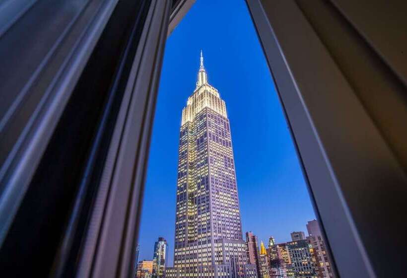 带2个双人床的标准工作室, Hilton Garden Inn New York/west 35th Street